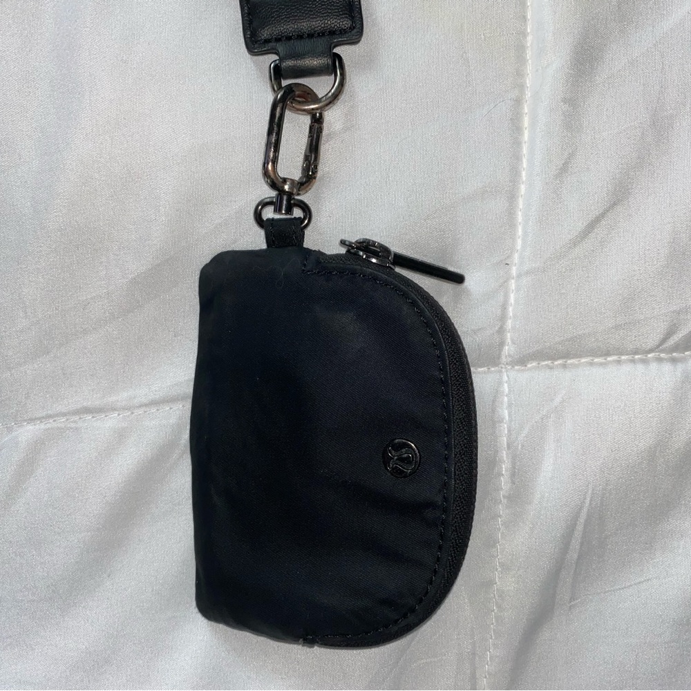 Lululemon keychain coin pocket